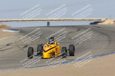 media/Oct-30-2022-CalClub SCCA (Sun) [[310aff4a96]]/Race Group 1/Race (Grapevine)/